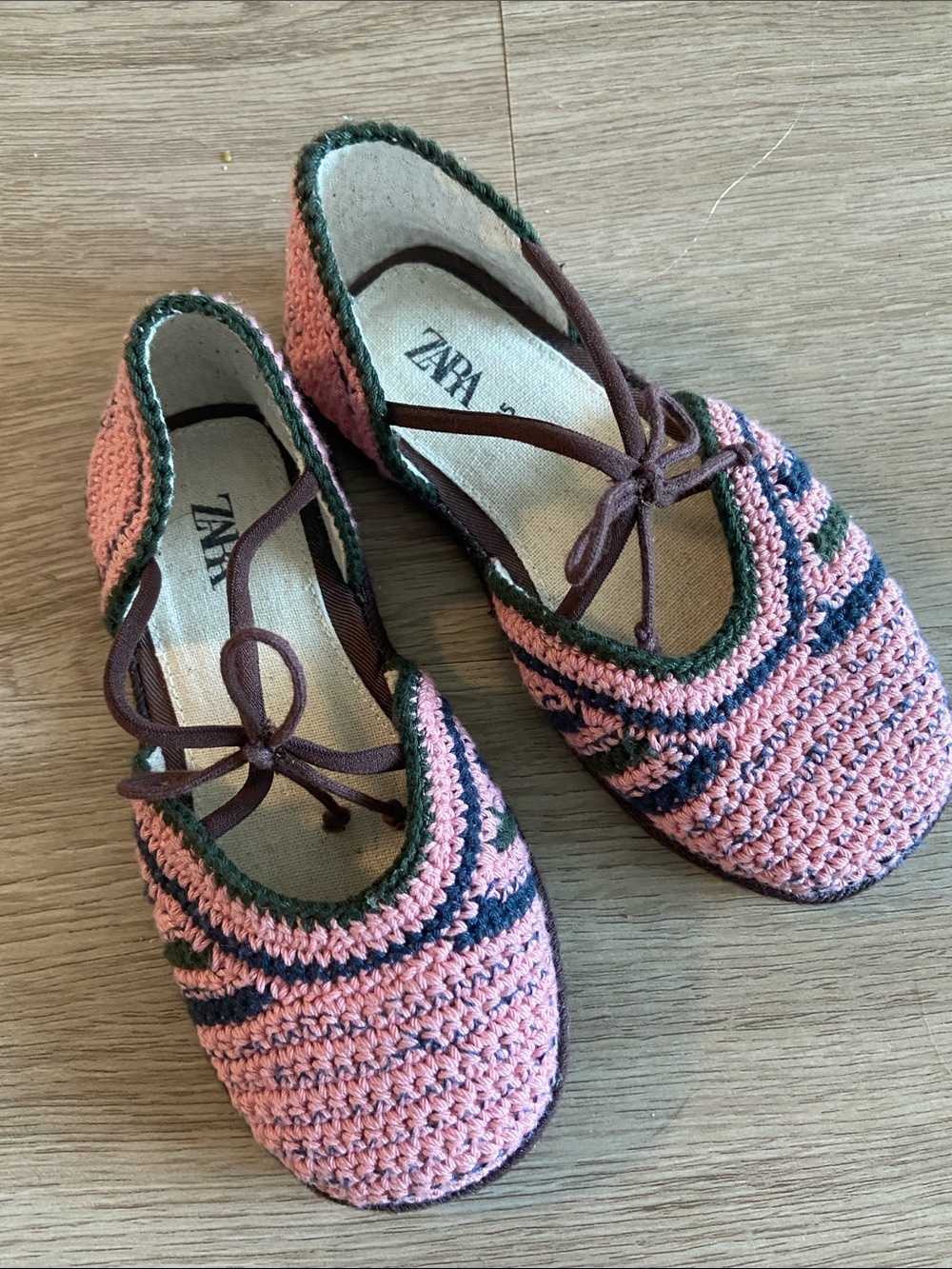 ZARA NEW Pink Crochet Flats with Green and Brown Accents